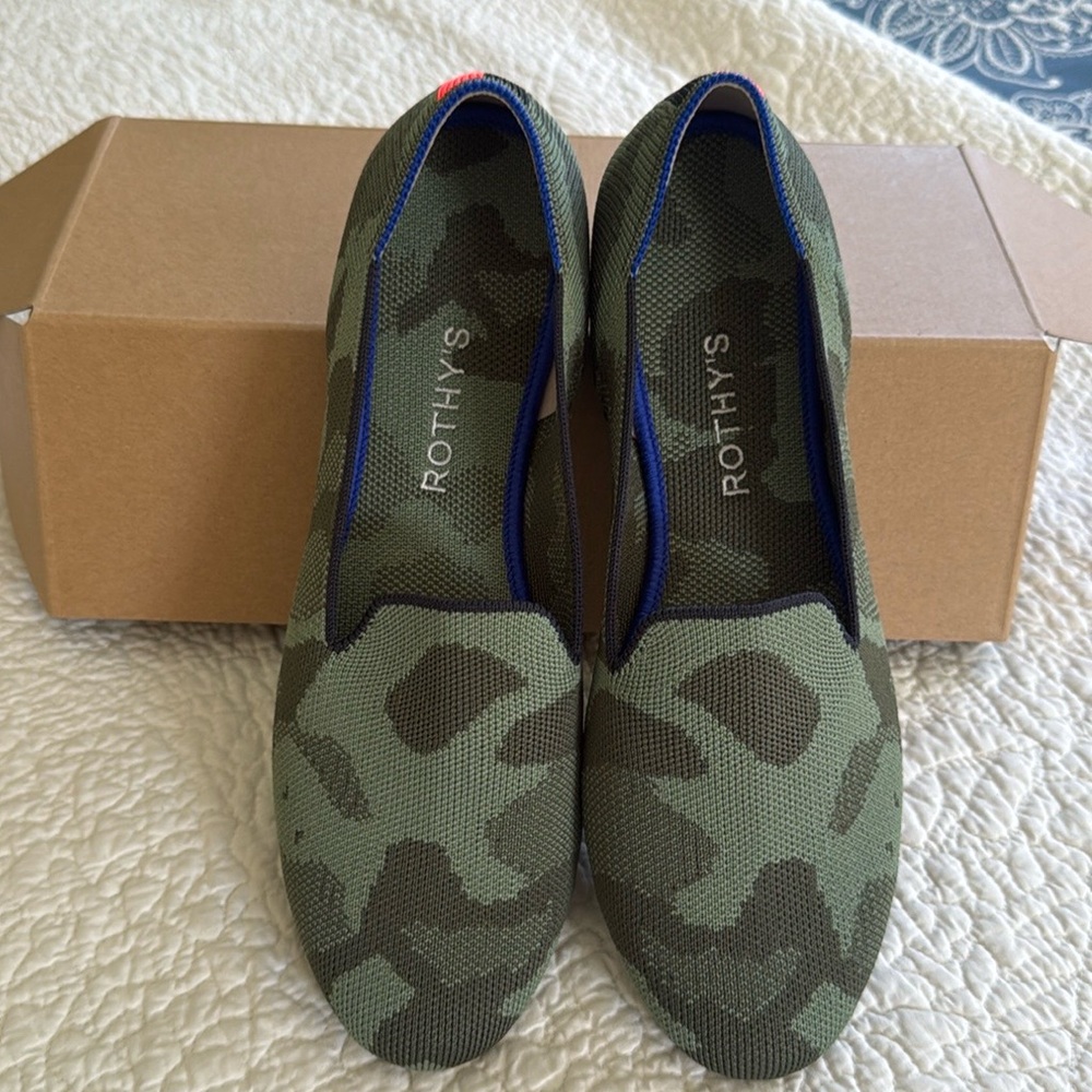 NEW Rothy's CAMO Lounge Loafer Size 9 SOLD OUT ONLINE